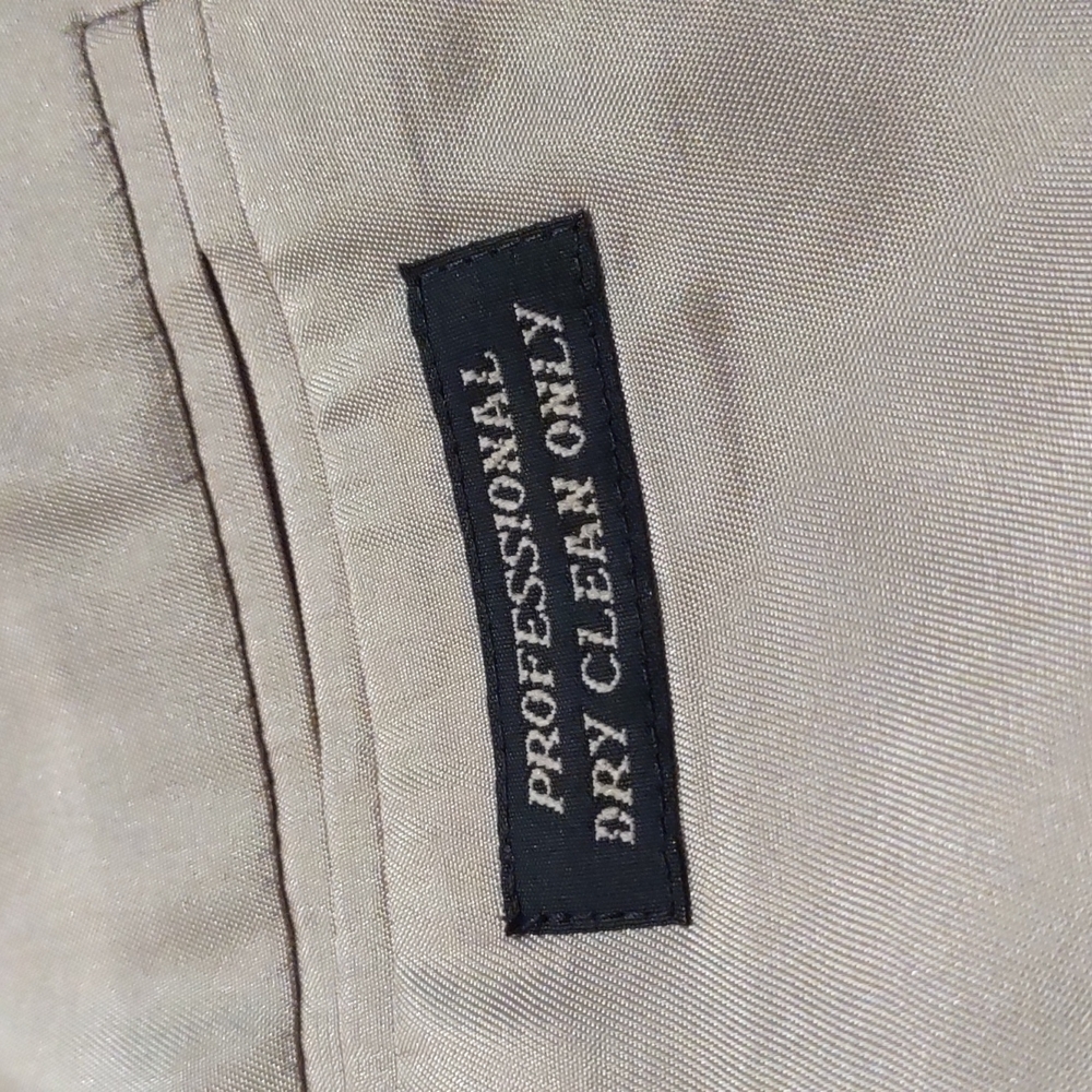 Bill Blass Menswear Tan Suit Jacket And Pants - Picture 6 of 9